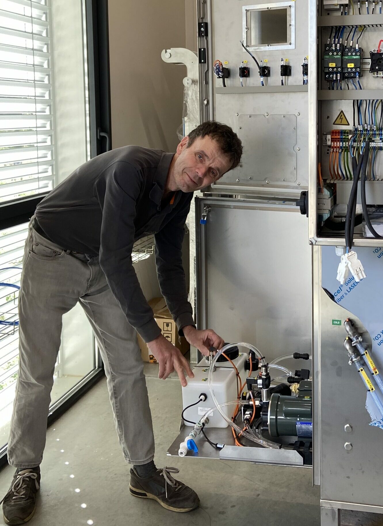 fred 1 Claranor UV and Pulsed Light Customer Service Support, Claranor UV and Pulsed Light Sterilization Customer Services