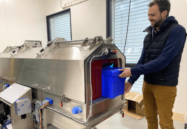 Engineering Department expertise in Pulsed Light decontamination, Spotlight on Fabien GUY and our Engineering Department expertise in Pulsed Light decontamination